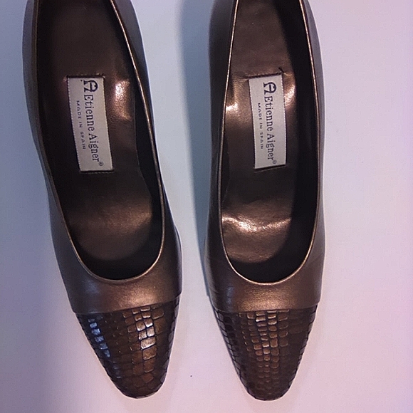 ETIENNE AIGNER, 2 toned women's leather pumps (Bronze/Gold mix) - Picture 7 of 12